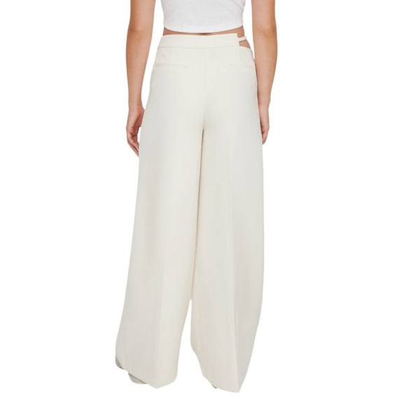 🍨Nasty Gal Heavy Wide-Leg Cut-Out Trousers in Vanilla, Size 8 - Picture 4 of 6